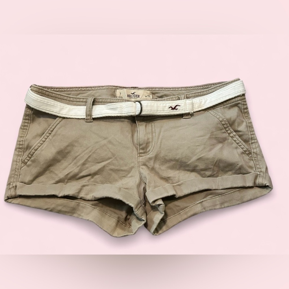 Vintage Hollister Khaki Chino Shorts Size 7 W28 with White Belt